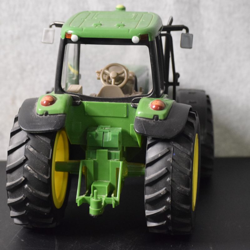 John Deere Toy Tractor - Image 4