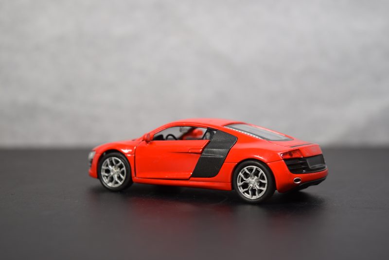 Audi R8 V10 Welly - Image 2