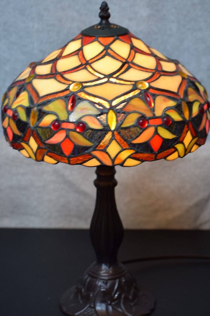 Tiffany-style Baroque Lamp - Image 3