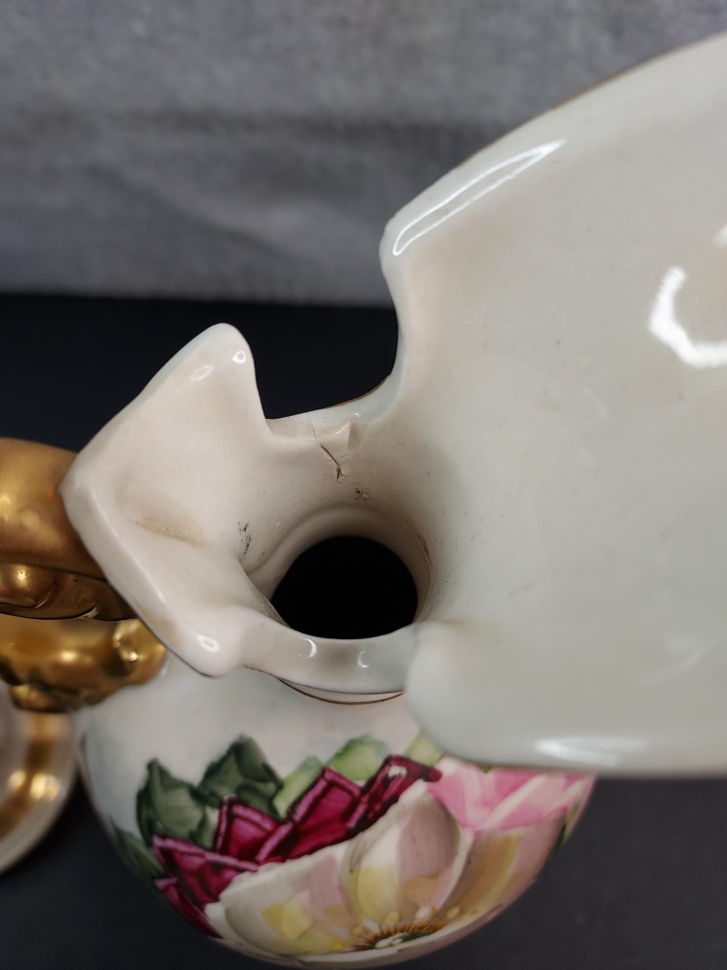 Set of Porcelain Italian Vases - Image 11