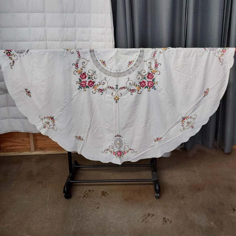 Embroidered Vintage Round Tablecloth
