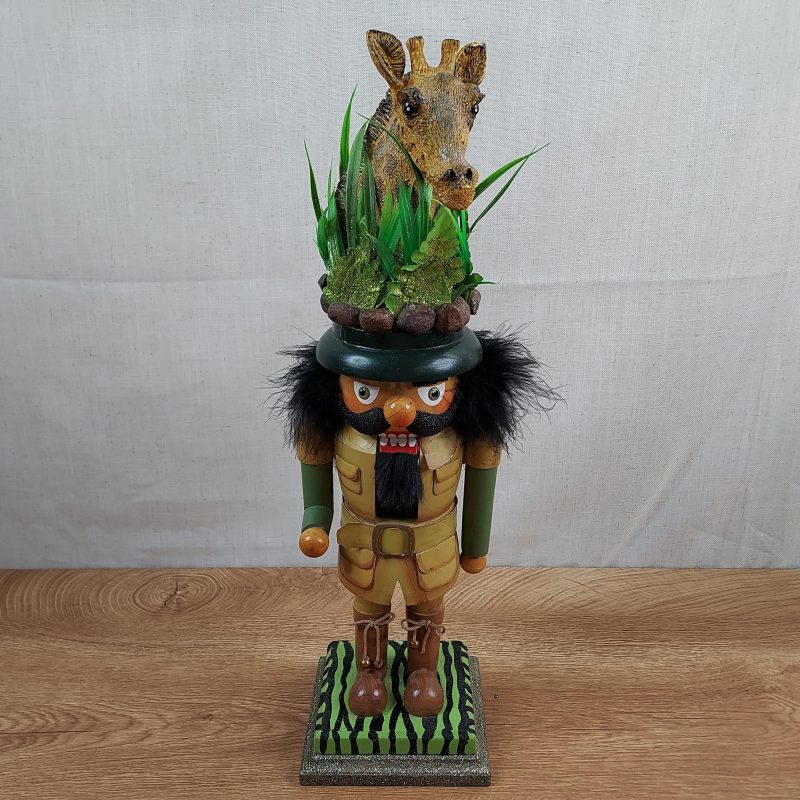 Hollywood Giraffe Nutcracker