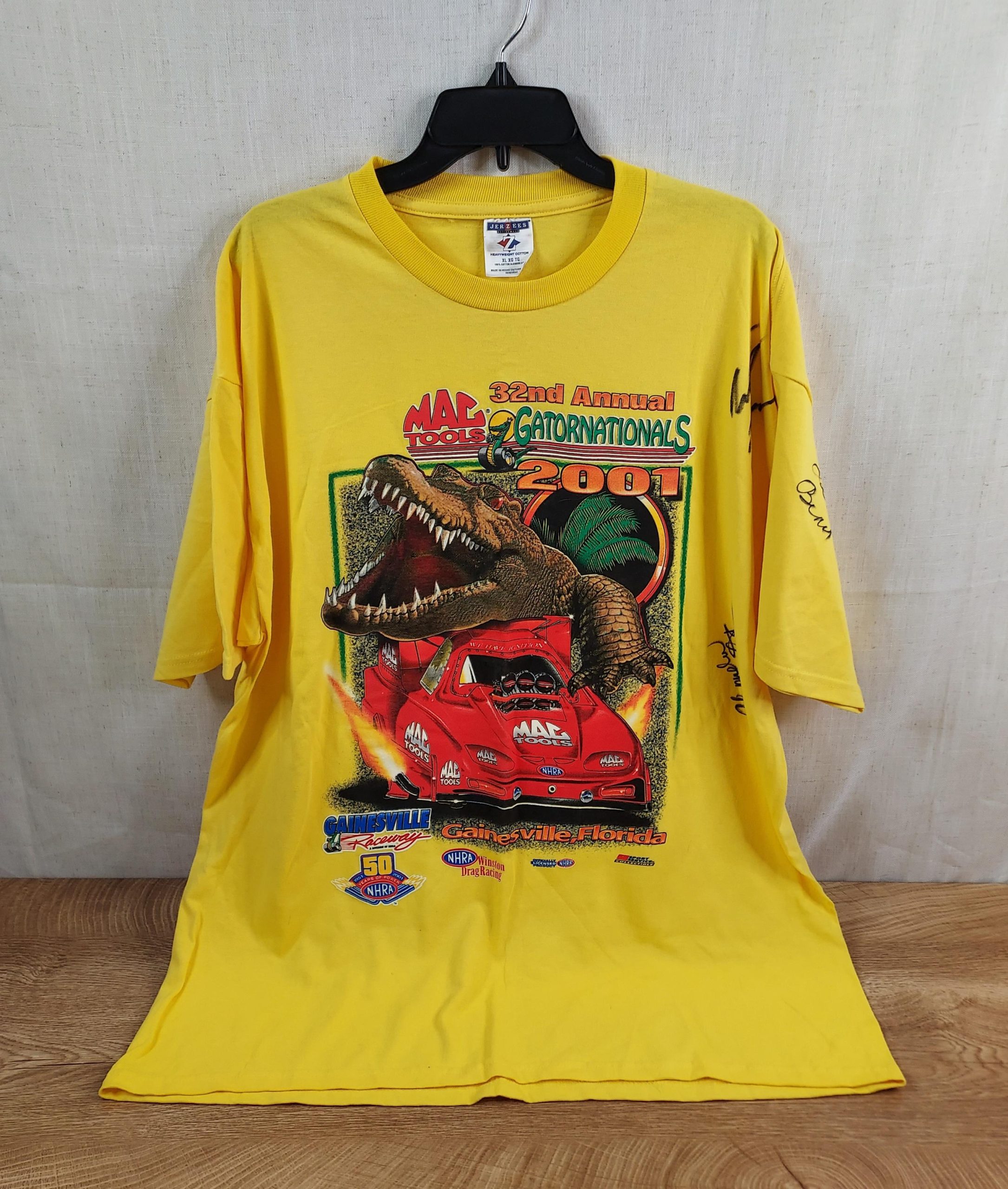 Autographed 2001 NHRA MAC Tools Gatornationals T-shirt (Adult XL)