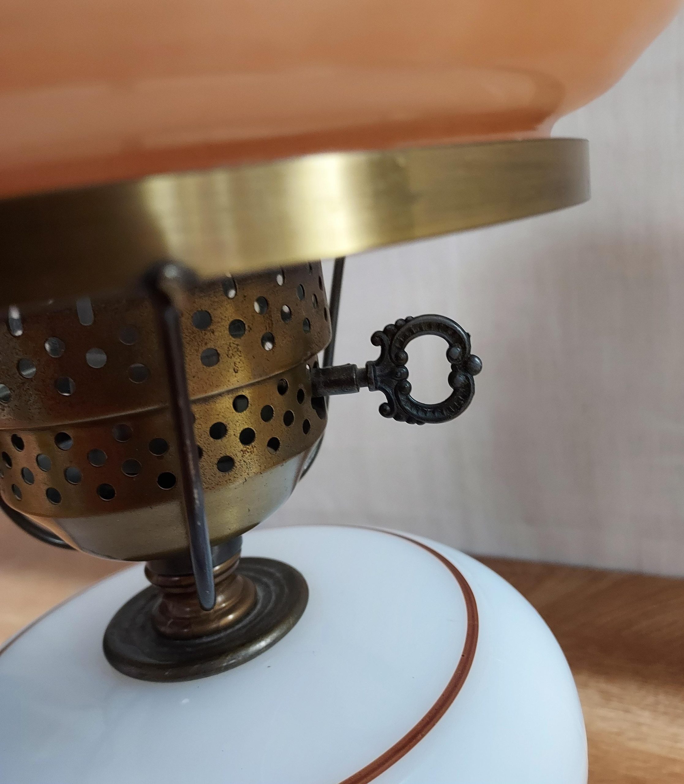 Milk Glass "Gone With the Wind" Hurricane Parlor Lamp - Image 6