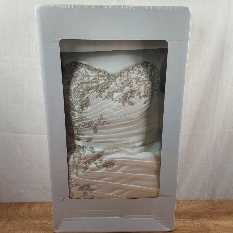 David's Bridal Wedding Dress (16W)