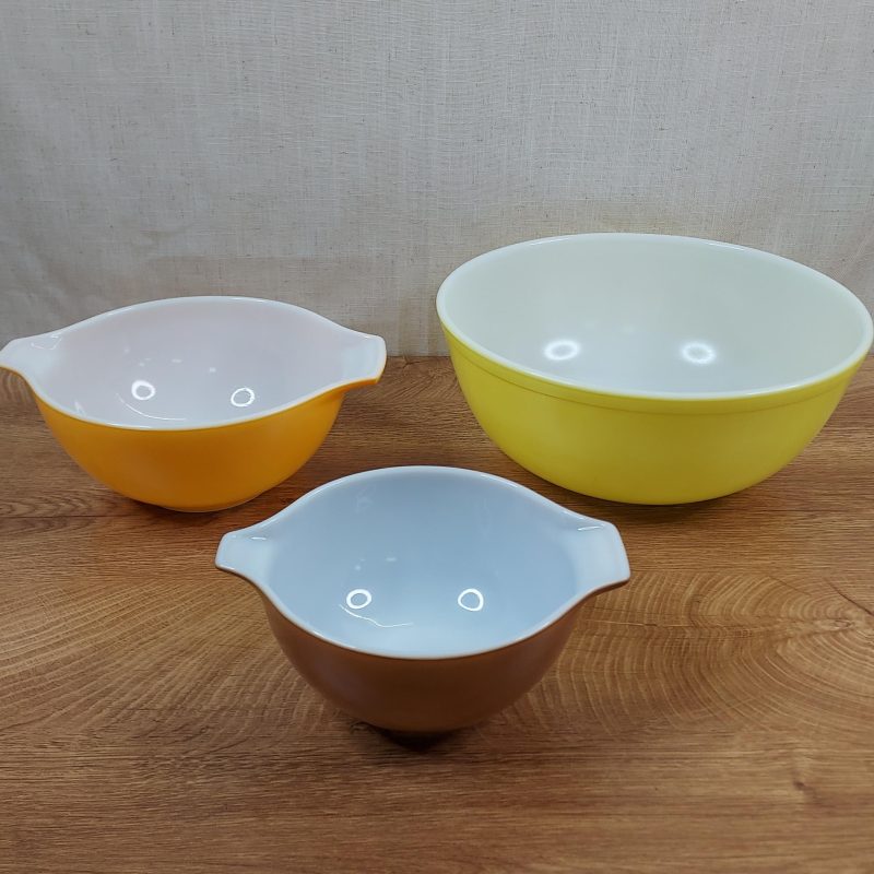 Vintage Pyrex "Cinderella" Mixing Bowls