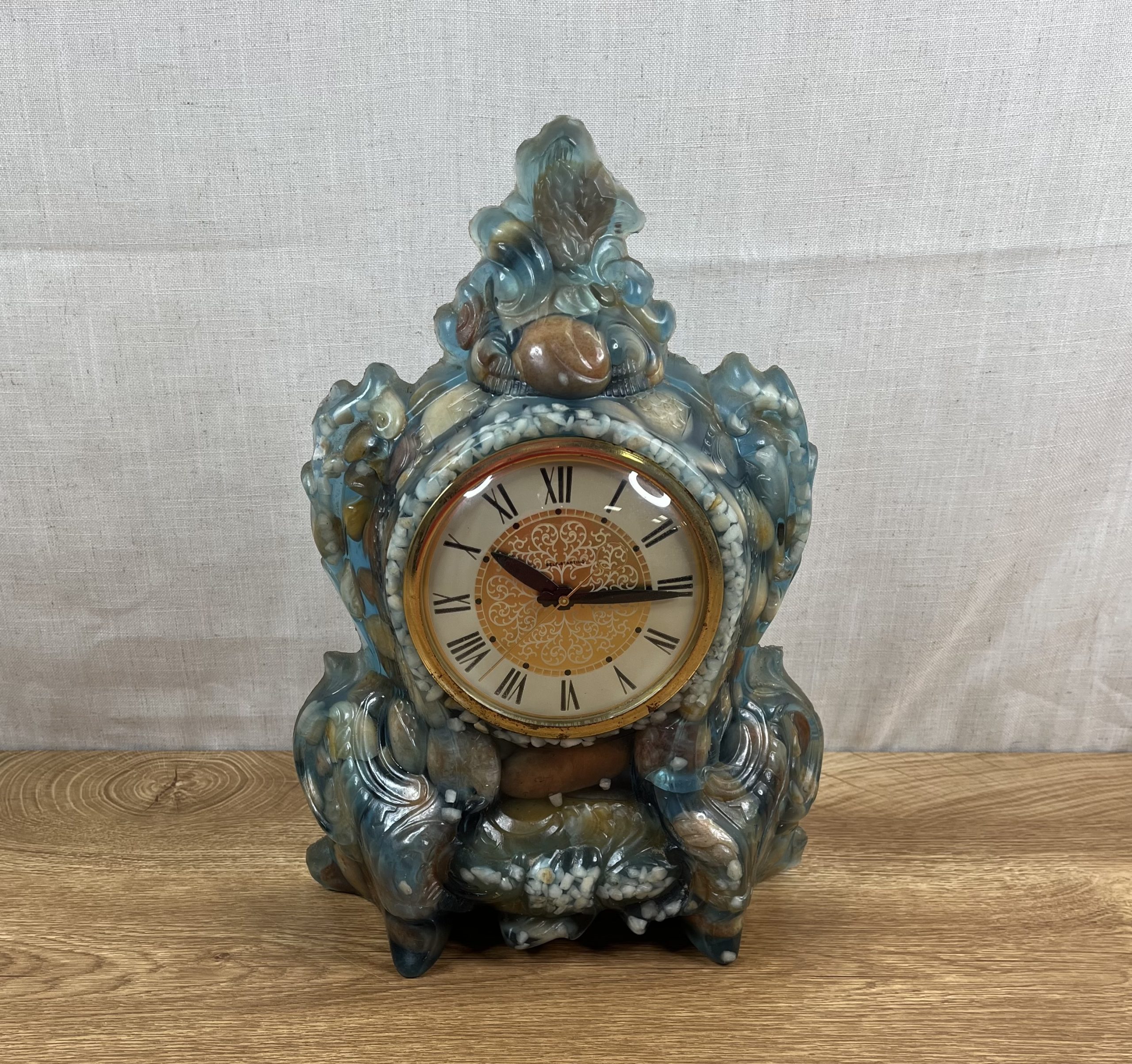 Resin & Pebble Vomit Clock