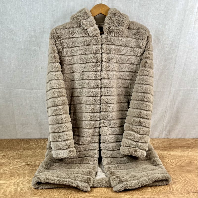 Rachel Zoe Ribbed Faux Fur Hooded Coat (Women's M)