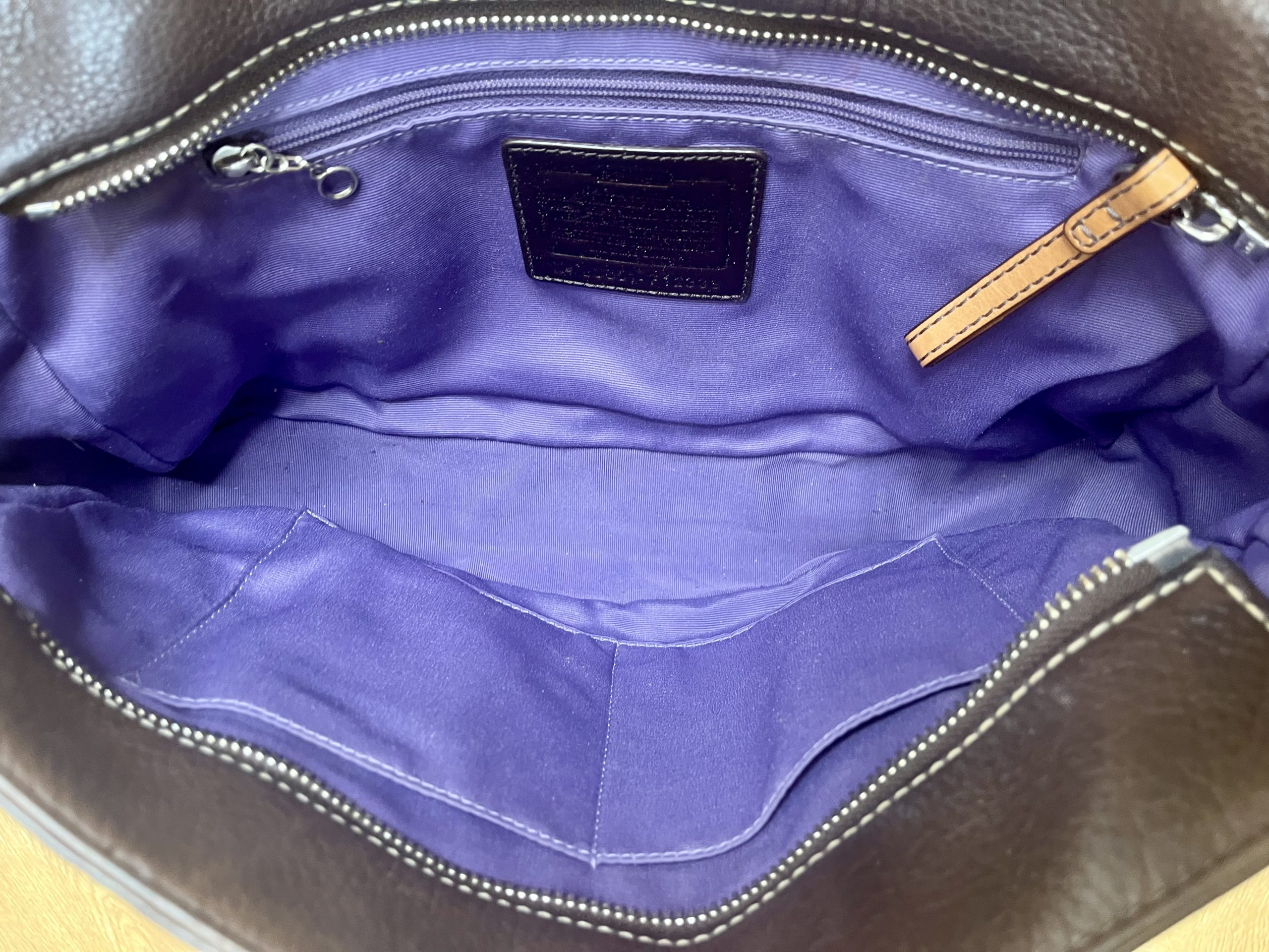 Coach "Chelsea" Tote Bag - Image 5