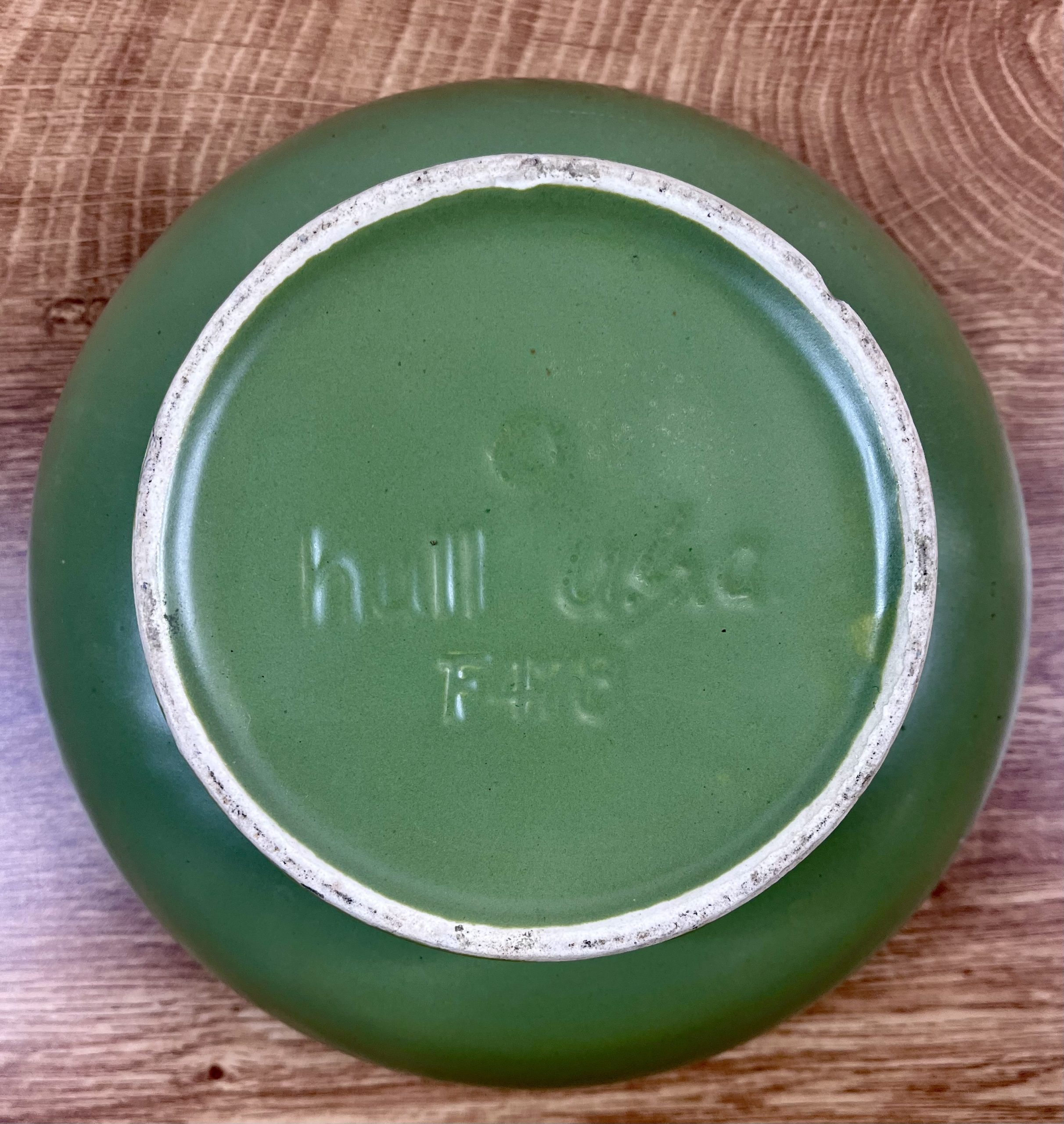 Hull USA Planter - Image 4