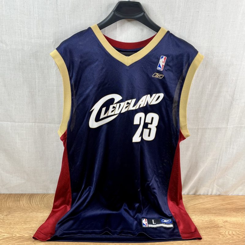 Reebok Cleveland Cavaliers #23 Jersey (Men's L)